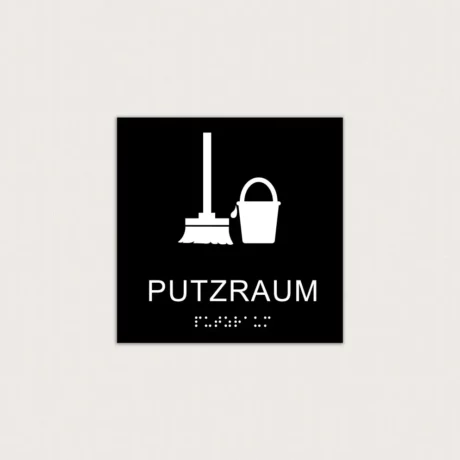 Ein schwarzes taktiles Schild für den Putzraum mit Brailleschrift