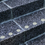 Treppenmarkierungen für Barrierefreiheit – Innenbereich Eingangsbereich Weiß